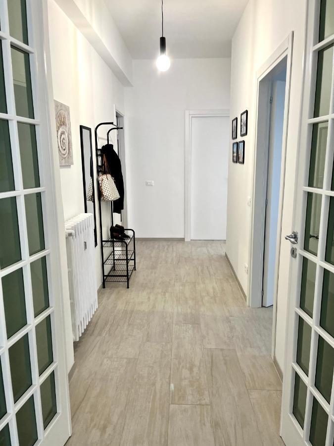 Marina Centro Harbor Apartment Rimini Buitenkant foto